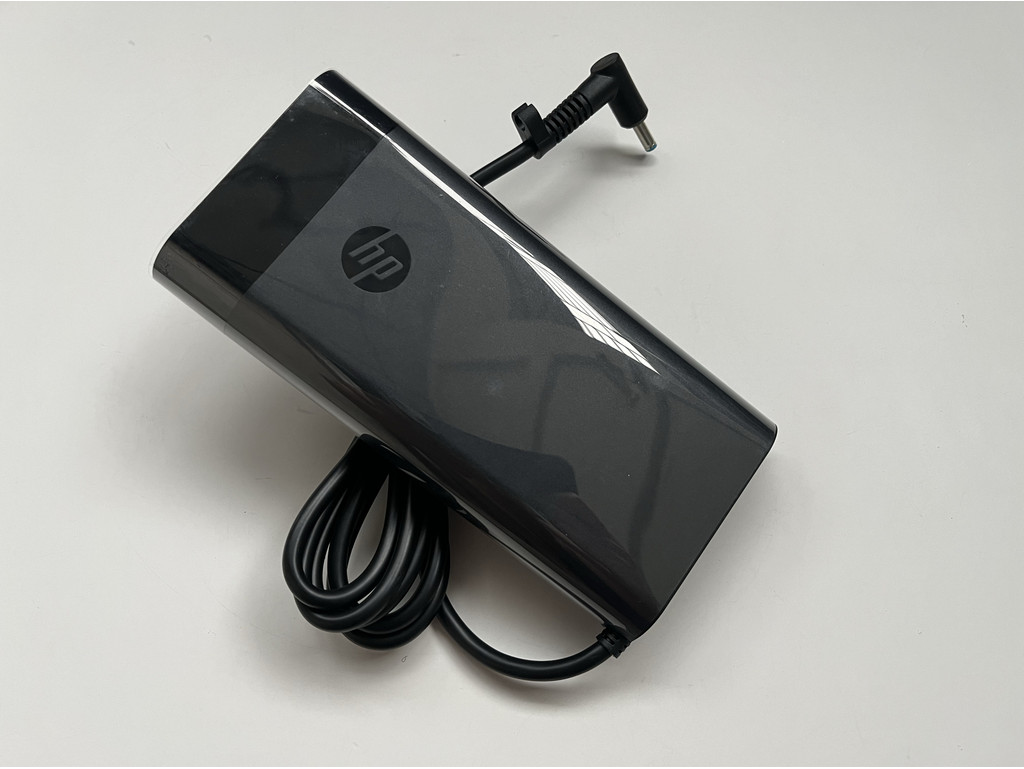 Alimentatore HP 230W 19.5V 11.8A – Slim Per Omen 15/16/17, Victus, Envy, ZBook, Fury, Compatibile Con 4.5x3.0mm (Nero) - 2
