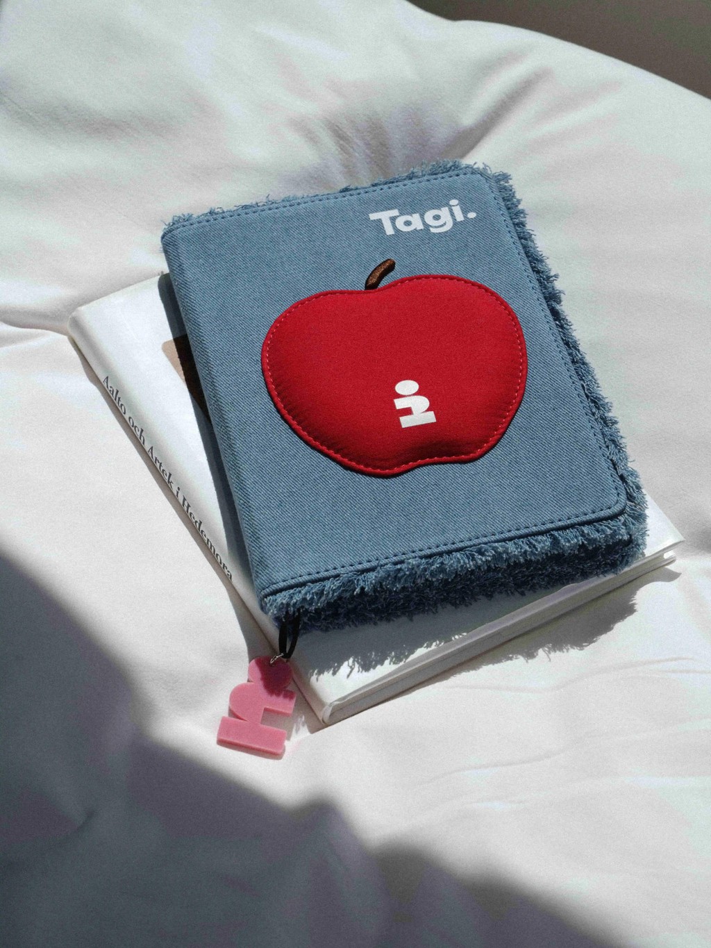 Tagi. Imagine Apple Notebook Denim shell | Shopee Thailand