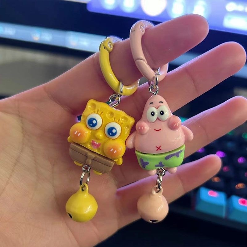 พวงกุญแจ SpongeBob และ Patrick เสน่ห์การ์ตูนน่ารักสําหรับกระเป๋าเป้ ...