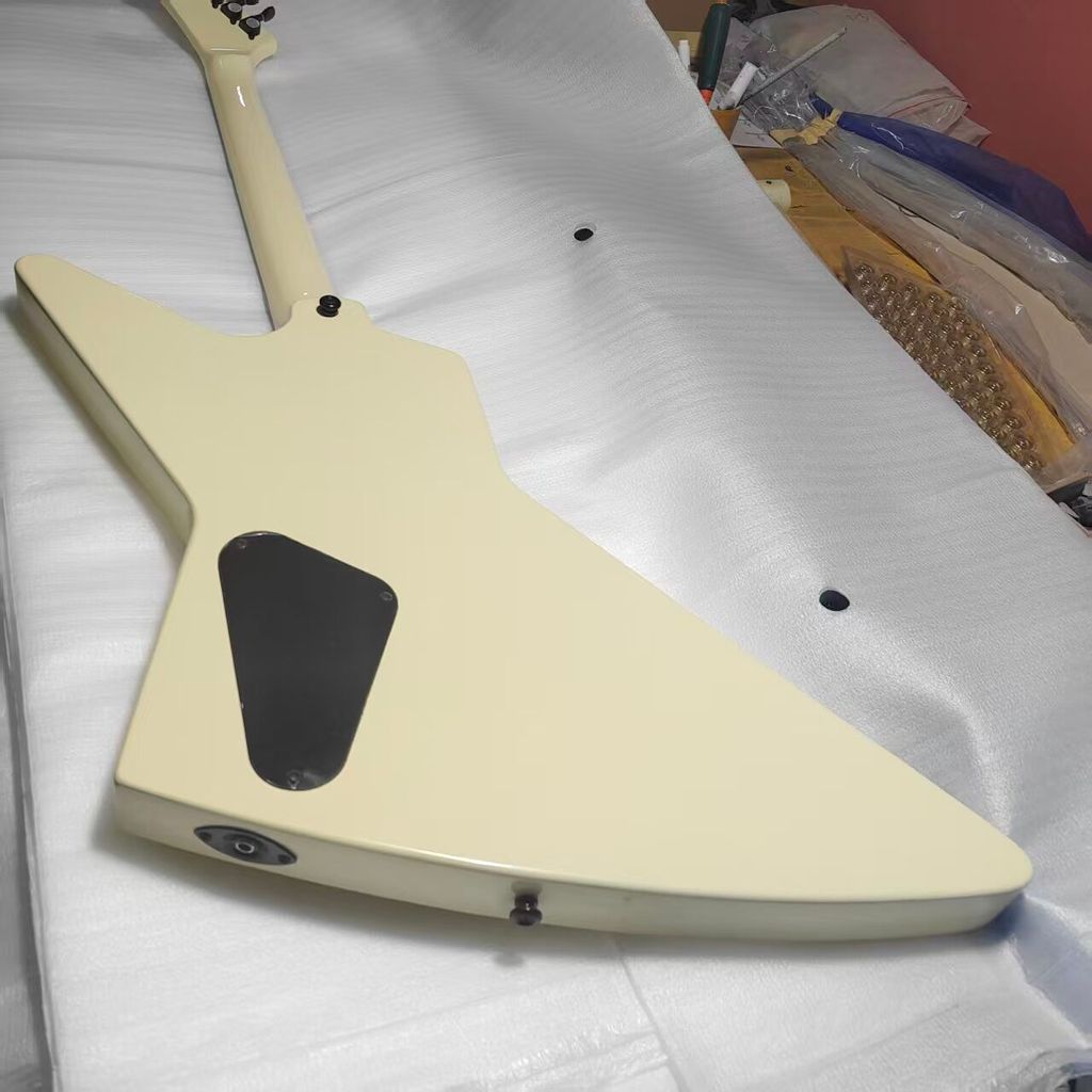 ESP Explorer กีตาร์ไฟฟ้า EMG รถกระบะมือขนาดเล็ก Inlays กีตาร์มืออาชีพ ...