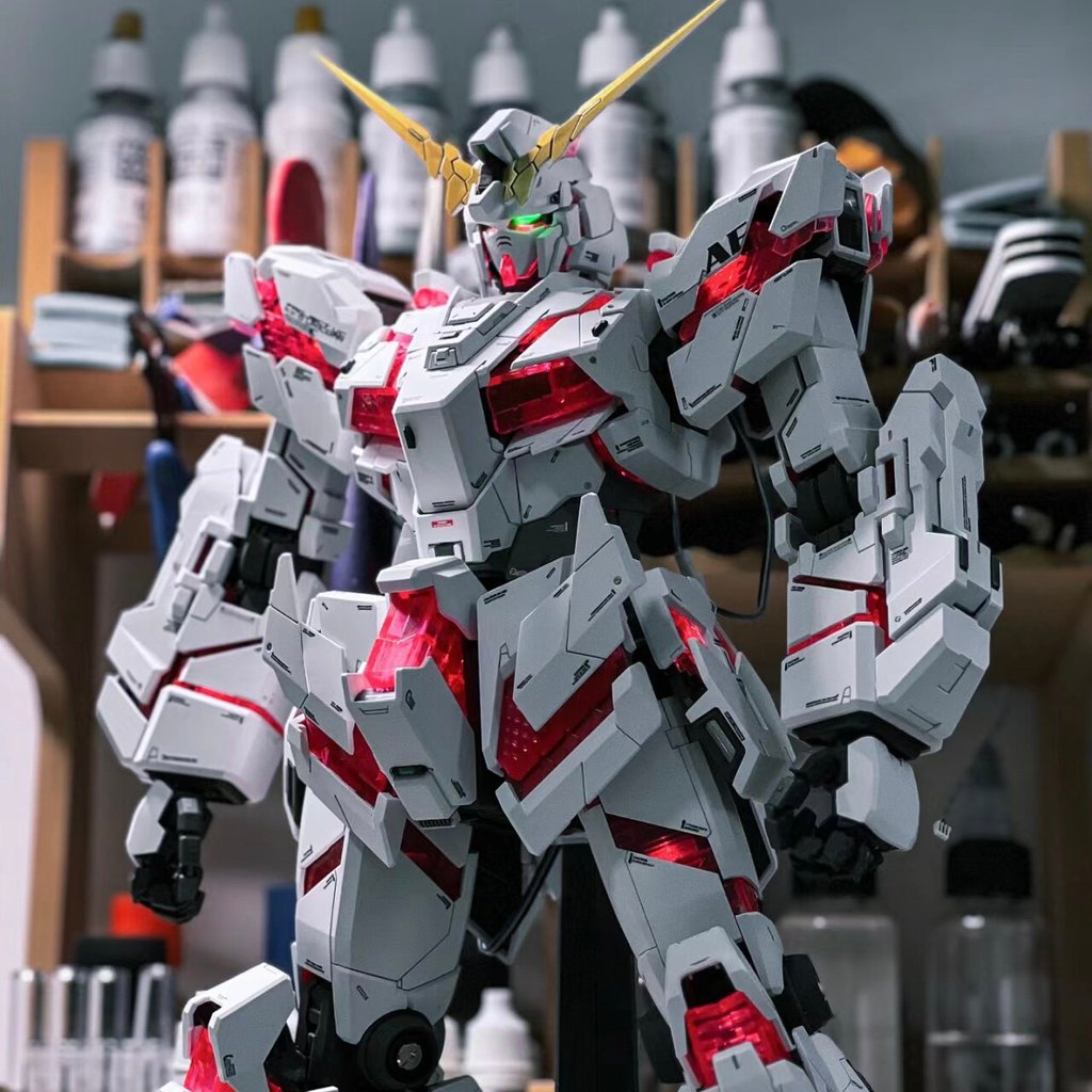 คลังสินค้าพร้อมของเล่นกันดั้มประกอบ Mecha Hand-Made Model Stall ...