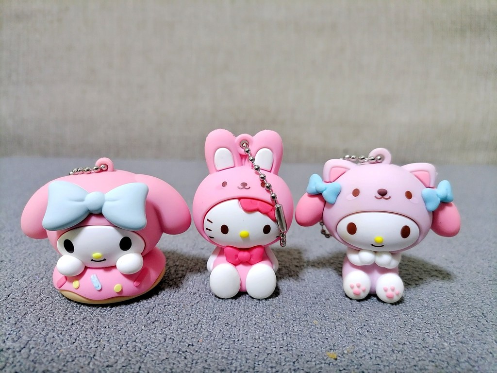 ของแท้ Big-Eared Dog Sea Salt Cheese พวงกุญแจหญิงน่ารักอบเชยจี้สุนัขคู่ ...