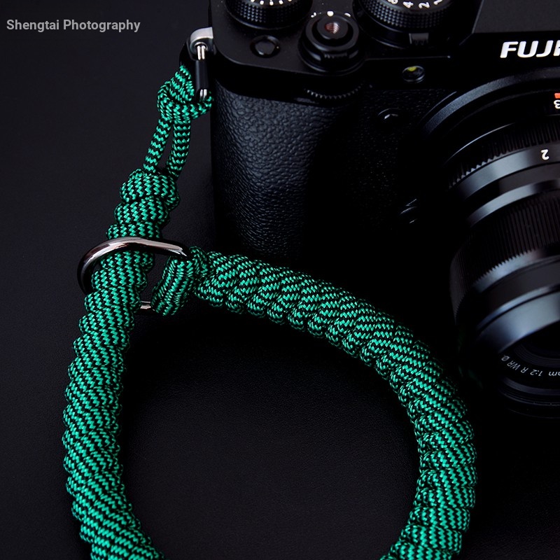 สายคล้องข้อมือ-สายคล้องกล้อง-slr-แบบถักมือ-ของแท้-เลือกสีได้