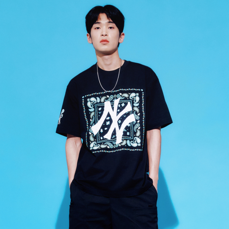 [MLB Korea] เสื้อยืด ลายโลโก้ OVER FIT Paisley ของแท้ 100 1 ชิ้น