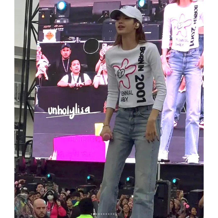itzavibe-เสื้อยืดครอป-ลายแมวสามตัว-สีขาว-สีชมพู-xs-s-blackpink-lisa-redvelvet-joy-สไตล์เกาหลี-เสื้อผ้าผู้หญิง