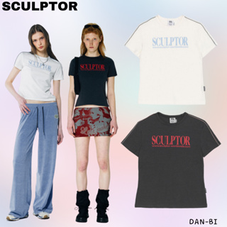 [SCULPTOR] เสื้อครอปท็อป โลโก้คลาสสิก / 2 สี / 2 ขนาด / สินค้าเกาหลี / ของแท้ 100%