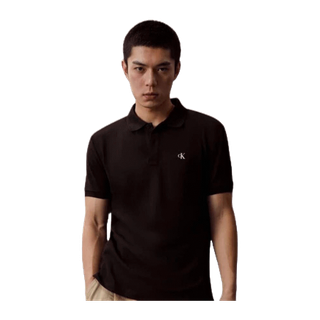 CALVIN KLEIN เสื้อโปโลผู้ชาย ทรง Regular รุ่น J326121 BEH - สีดำ