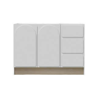 Koncept furniture ตู้เตี้ย KC-PLAY รุ่น NORDIS สีขาว (140 x 40 x 95 ซม.)