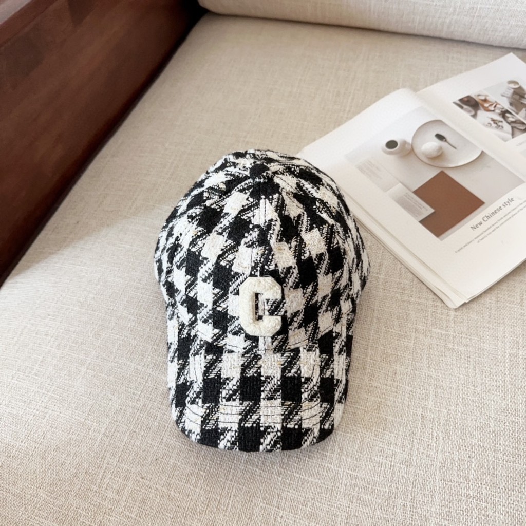 CELINE444 หมวกเบสบอล LOGO ปักสีเบจ 182 | Shopee Thailand