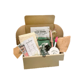 DIY Diffuser Box Set by First Aid Kiss "I just want to stay home and make pretty things that smell nice" ก้านไม้หอม