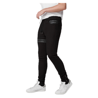 DAVIE JONES กางเกงจ็อกเกอร์ ยีนส์ เอวยางยืด ขาจั๊ม คาดหนัง GP0090 BK Drawstring Denim Joggers in black