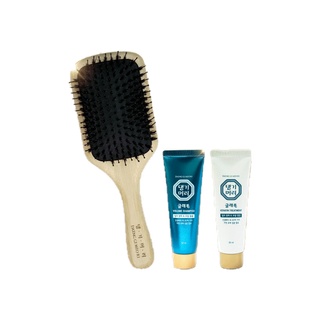 หวีขนหมูป่าแทงกีโมรี Daeng gi meo ri hair brush ฟรี Daeng Gi Meo Ri GLAMO Shampoo/Treatment 50 ml