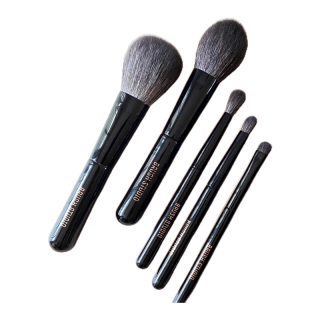 โปรโมชั่น : 🚩สินค้าใหม่ BRUSH STUDIO Easy 2  ชุดแปรงแต่งหน้าขนสัตว์แท้ขนาดพกพา
