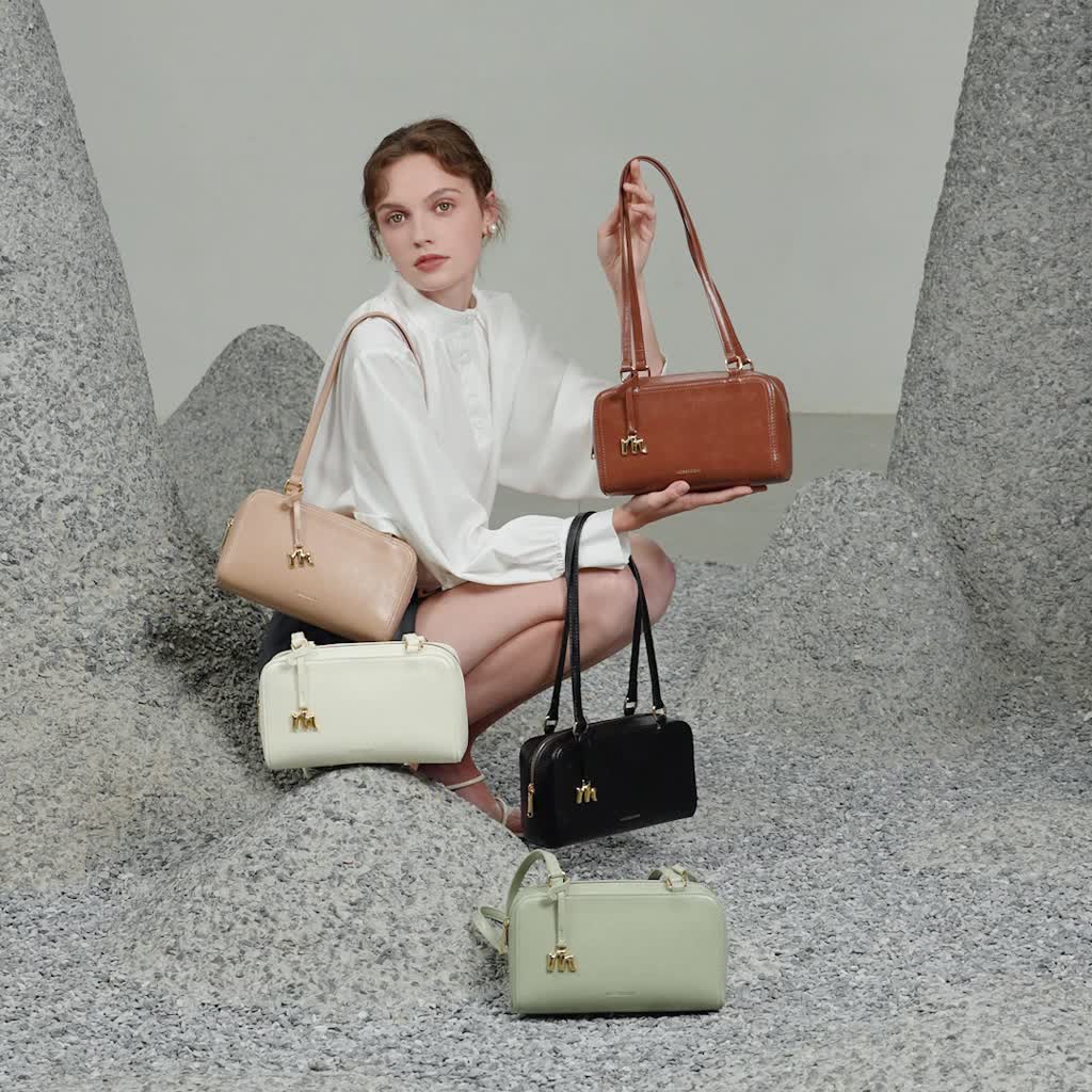 MOSSDOOM Reyna Bag กระเป๋าสะพายไหล่ พร้อมจี้ห้อย สีพาสเทล | Shopee Thailand