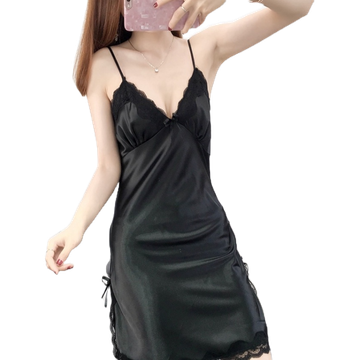 โปรโมชั่น : ชุดนอนเดรส ชุดนอนผ้าซาติน เนื้อผ้าดี กระโปรงบานผ้ามันลื่น ใส่สบายมากๆ N-326