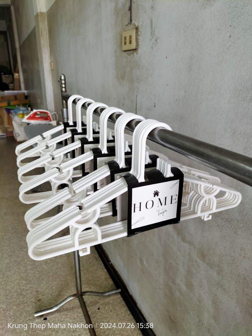 ไม้แขวนเสื้อ สีขาว มินิมอล ไม้แขวน พลาสติกอย่างดี ยกลัง 6 แพ็ค