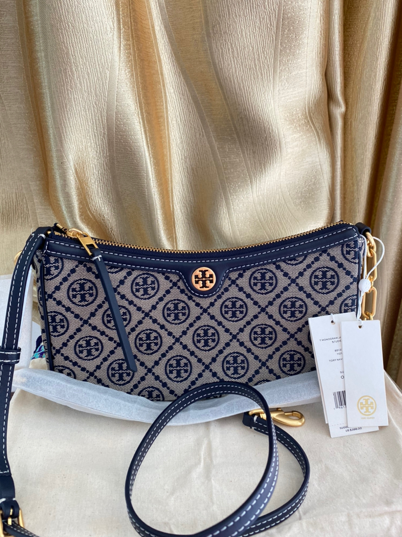 Tory Burch 85137 T Monogram Jacquard Studio Shoulder Bag สีแดง