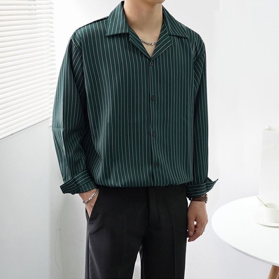เสื้อเชิ้ตผู้ชายแขนยาวลายทางคอคิวบาหลวมๆไม่ใช่เหล็กแบรนด์แฟชั่นเสื้อเชิ้ตลำลองสไตล์เกาหลีรุ่นใหม่