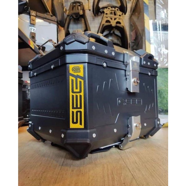 SEC SAMURAI 45 LITERS ALLOYTOP BOX WITH FREE BACK REST (NEWEST VERSION ...