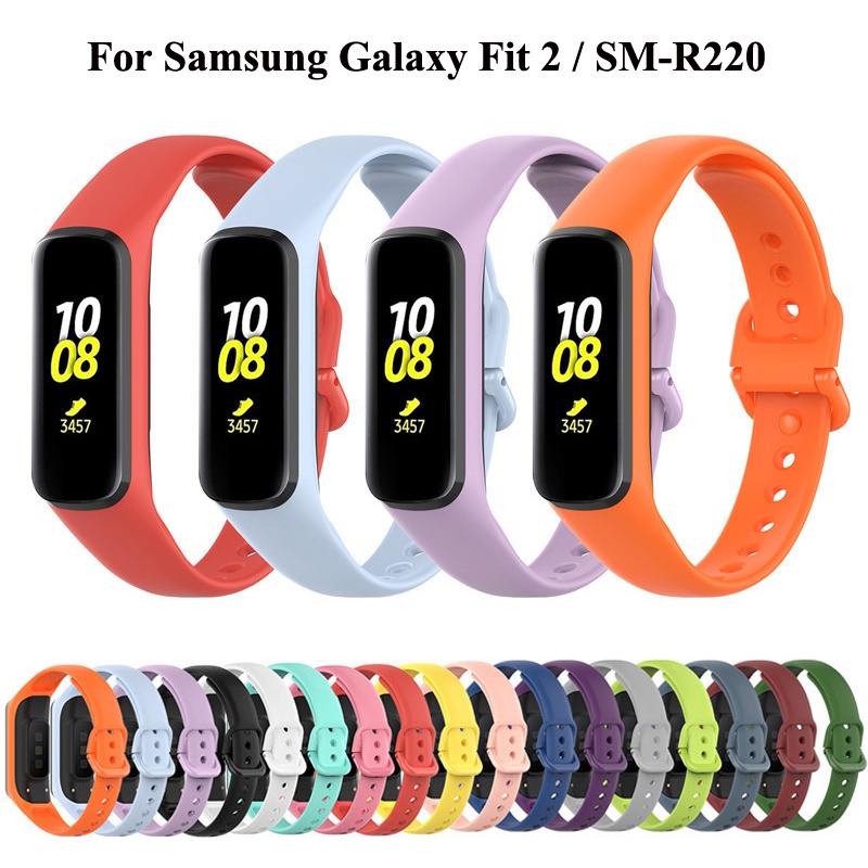 ภาพหน้าปกสินค้าสายนาฬิกาข้อมือซิลิโคนแบบนุ่มสําหรับ Samsung Galaxy Fit 2 SM-R220 2021