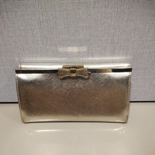 กระเป๋าสตางค์แบรนด์เนมมือ 2 ชาร์ลแอนคีท สีทอง สวย หรู ดูแพง