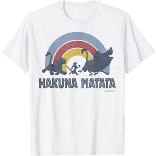 เสื้อแขนสั้น เสื้อยืด พิมพ์ลายโลโก้ Disney The Lion King Hakuna Matata Distressed Rainbow สําหรับผู้ชาย และผู้หญิง เสื