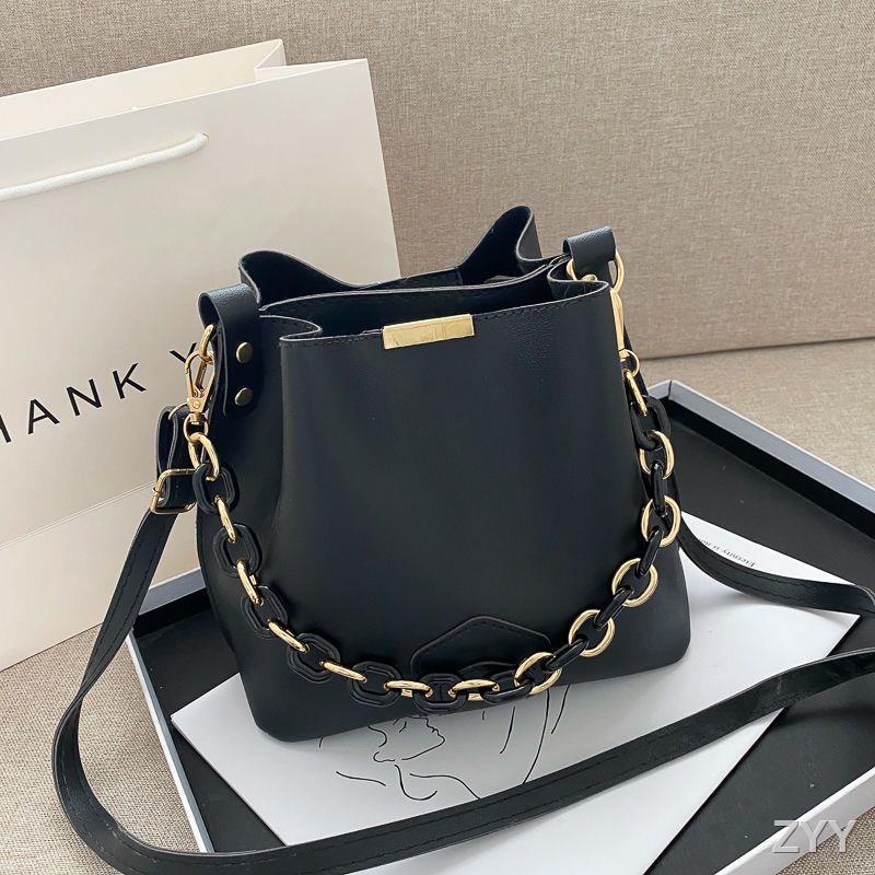 niche-high-end-chain-bucket-bag-women-2023-new-retro-casual-กระเป๋าสะพายความจุขนาดใหญ่