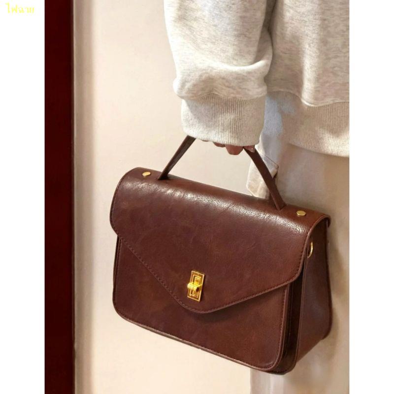 สปอตสินค้า-retro-briefcase-กระเป๋าถือสุภาพสตรีความจุขนาดใหญ่-2023-ใหม่กระเป๋า-messenger-ไหล่เดี่ยว