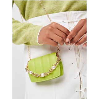 💞 แท้จาก Shop CHARLES &amp; KEITH Chain Handle Vanity Pouch - Limeรหัสสินค้า CK6-30681004_LIME_XXS