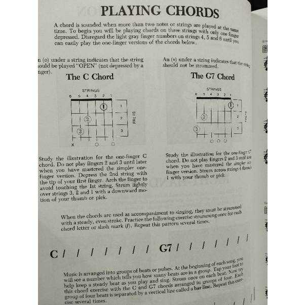 contemporary-class-guitar-book-1-w-cd-by-will-schmid-073999973174