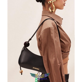 Jacquemus womens crescent underarm baguette vintage shoulder hobo bag