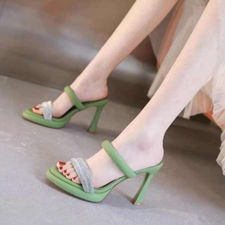 รองเท้าแตะส้นสูง Rhinestone หรูหราสไตล์ฝรั่งเศสสำหรับผู้หญิง2023รองเท้าแตะส้นเข็มแบบสายรัดกันน้ำแบบเปิดนิ้วเท้าสำหรับฤดู
