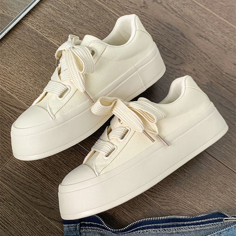 นม-huhu-รองเท้าผู้หญิงสีขาวขนาดเล็ก-2023-ฤดูร้อนสไตล์ใหม่พร้อมกระโปรงรองเท้าบอร์ด-ins-ระบายอากาศทุกการแข่งขันพื้นหนาร