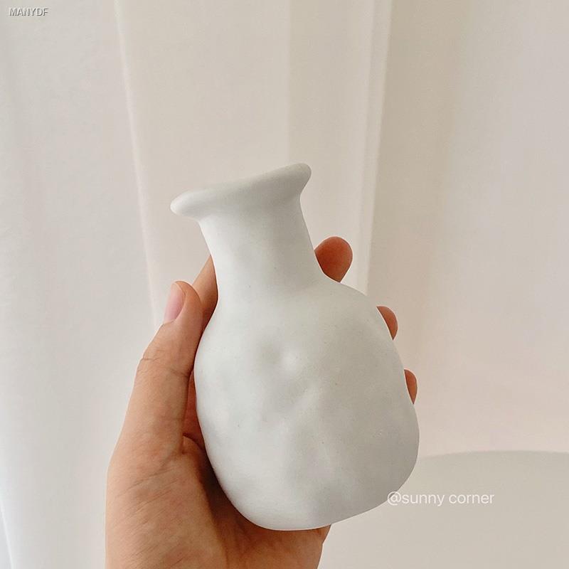 nordic-ceramic-vase-creative-flower-vase-minimalist-flower-pot-home-bedroom-decor