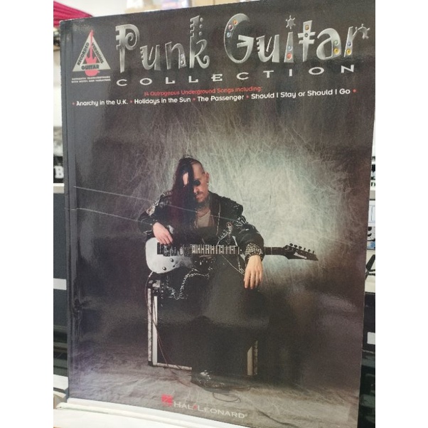 punk-guitar-collection-gutar-tab073999606270-ลดพิเศษตำนิปกหน้ามีรอยหย่นพลาสติกตามภาพ