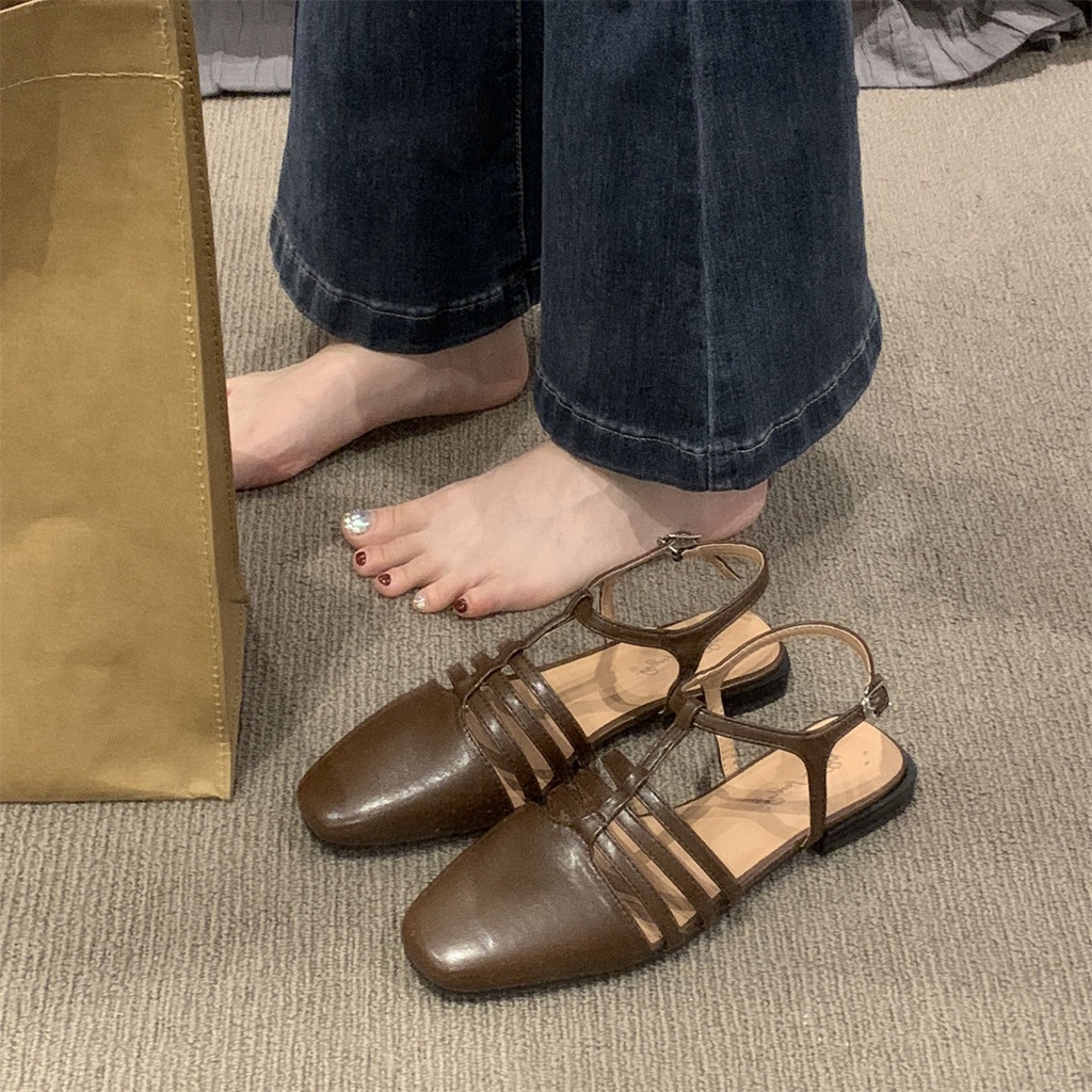 ข้อเสนอพิเศษbaotou-รองเท้าแตะผู้หญิงฤดูร้อนย้อนยุคสีน้ำตาลสไตล์นางฟ้าทออ่อนโยนหนึ่งคำกับรองเท้าโรมัน