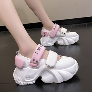 💞ขายใหญ่💞Velcro Baotou รองเท้าแตะกีฬาผู้หญิงรองเท้าสีขาว  ฤดูร้อนใหม่เพิ่มความสูงด้านล่างหนาลำลองมัฟฟินรองเท้าพ่อ