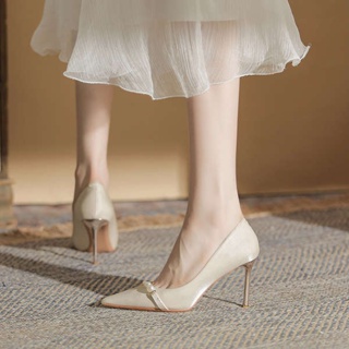 อารมณ์: รองเท้าแต่งงานมุก, รองเท้าเจ้าสาวฝรั่งเศส, อารมณ์สีแชมเปญ, เพื่อนเจ้าสาว, ส้นกริชความรู้สึกระดับไฮเอนด์, รองเท้า