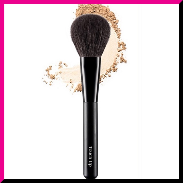 touch-up-powder-brush-no-144