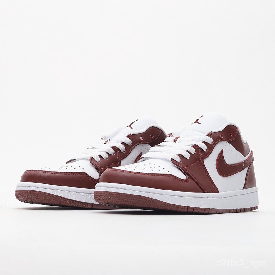 nike-air-jordan-1-low-aj1-รองเท้าผ้าใบลำลองสำหรับบุรุษและสตรีสีแดงและสีขาว