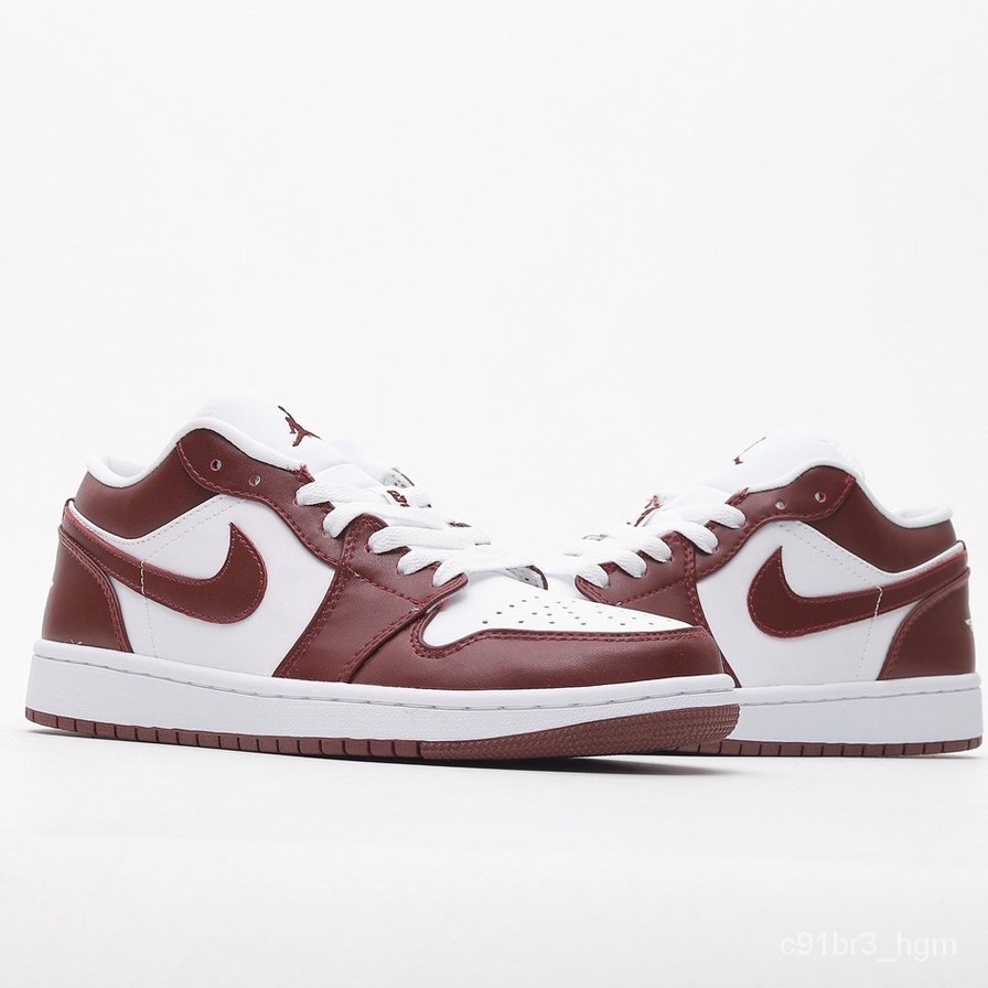 nike-air-jordan-1-low-aj1-รองเท้าผ้าใบลำลองสำหรับบุรุษและสตรีสีแดงและสีขาว