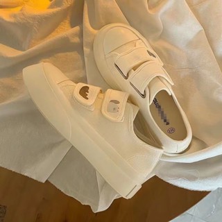 ♣ฤดูร้อน Velcro ขนาดเล็กรองเท้าสีขาวของผู้หญิง 2023 ใหม่สไตล์เฉพาะออกแบบสไตล์ ins แนวโน้มรองเท้าผ้าใบนักเรียนทุกการแข่งข