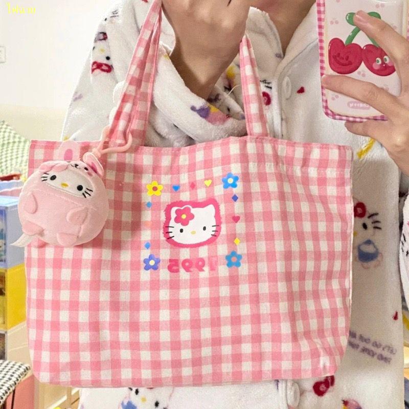 จัดส่งทันที-กระเป๋าโท้ท-hello-kitty-น่ารักกระเป๋าสะพายไหล่ข้างเดียวกระเป๋าใส่อาหารกลางวันความจุขนาดใหญ่-2023-ใหม่