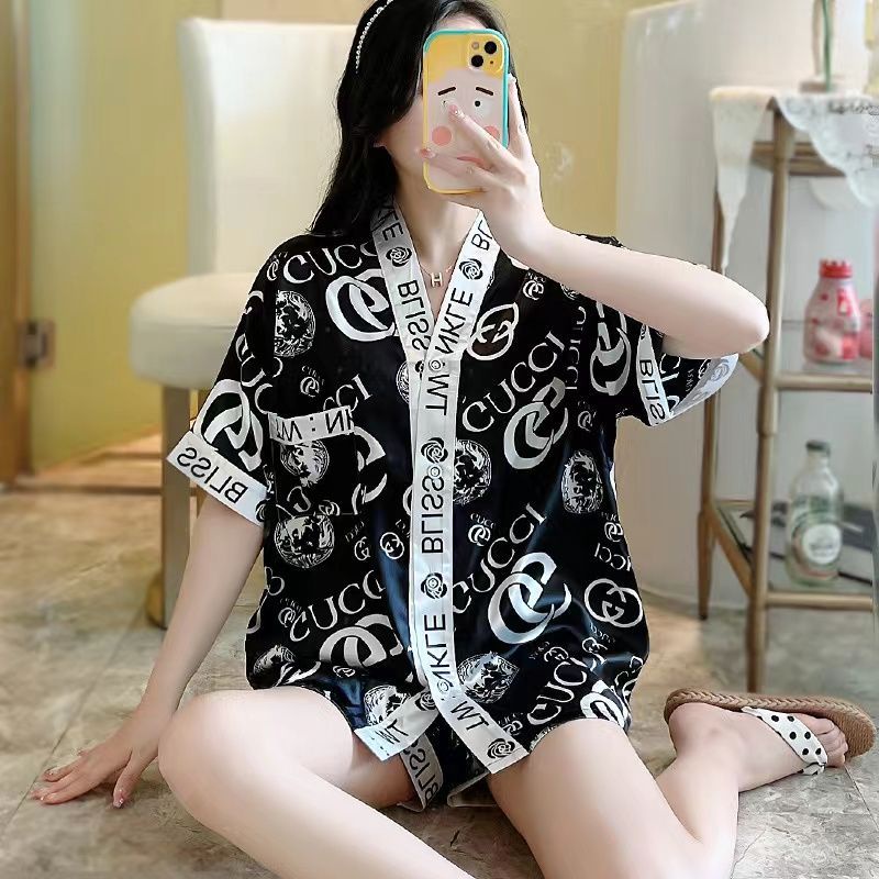 ชุดนอนใส่สบาย-ผ้านุ่มสบาย-น้ําแข็ง-ชุดนอน-คุณผู้หญิง-บักเก็ตสั้น-เสื้อผ้าใส่อยู่บ้าน-ฤดูร้อน-ชุดนอนผู้หญิงเซ็กซี่