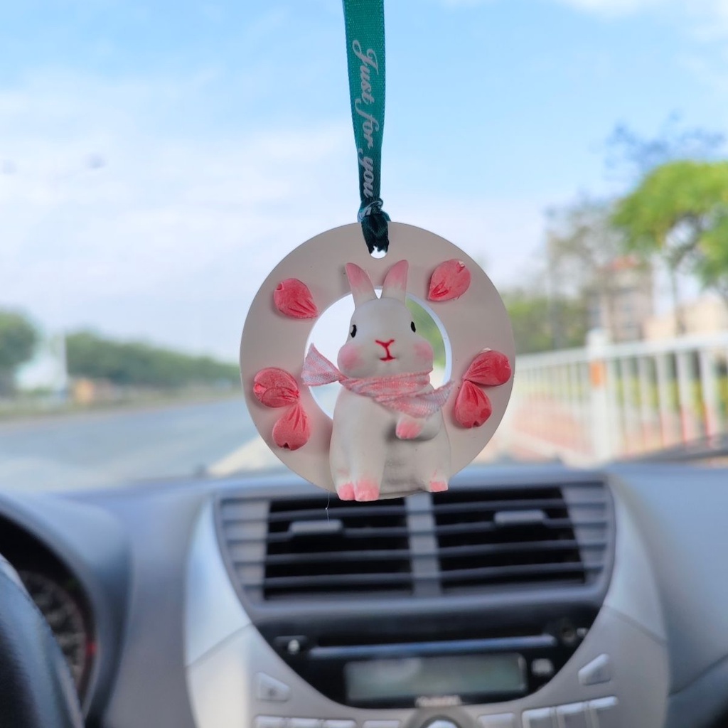 ins-rabbit-car-fragrance-stone-car-aromatherapy-gypsum-immortal-flower-car-pendant-car-perfume-jewelry-mid-autumn-fes