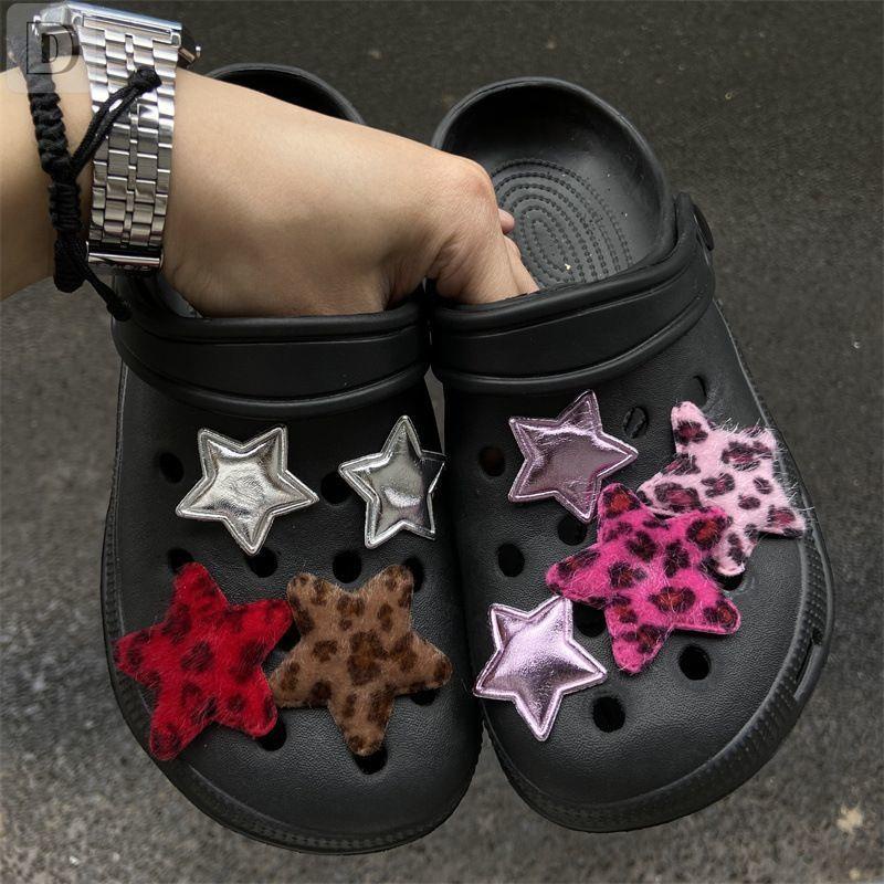 diy-ที่ติดรองเท้า-crocs-สไตล์น่ารัก-ตัวการ์ตูนติดรองเท้า-ตกแต่งสวยงาม-รูปแบบการ์ตูน-ตัวติดรองเท้าหัวโต