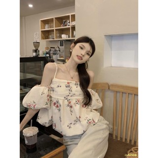 พร้อมส่ง #🔥เสื้อเชิ้ตแขนสั้นฟองไหล่ข้างเดียวลายดอกไม้ใหม่เสื้อผ้าสตรีด้านบนสั้นสองชุด