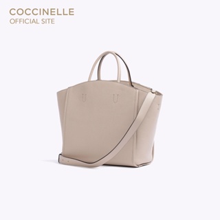 COCCINELLE กระเป๋าถือผู้หญิง รุ่น NARCISSE HANDBAG 180201 สี POWDER PINK