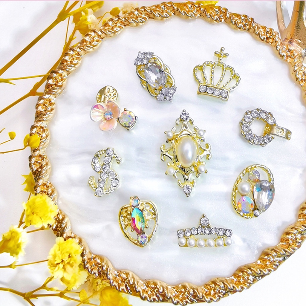 b-398-10pcs-bag-nail-rhinestones-crowns-manicure-design-alloy-nail-art-decorations-for-nail-design