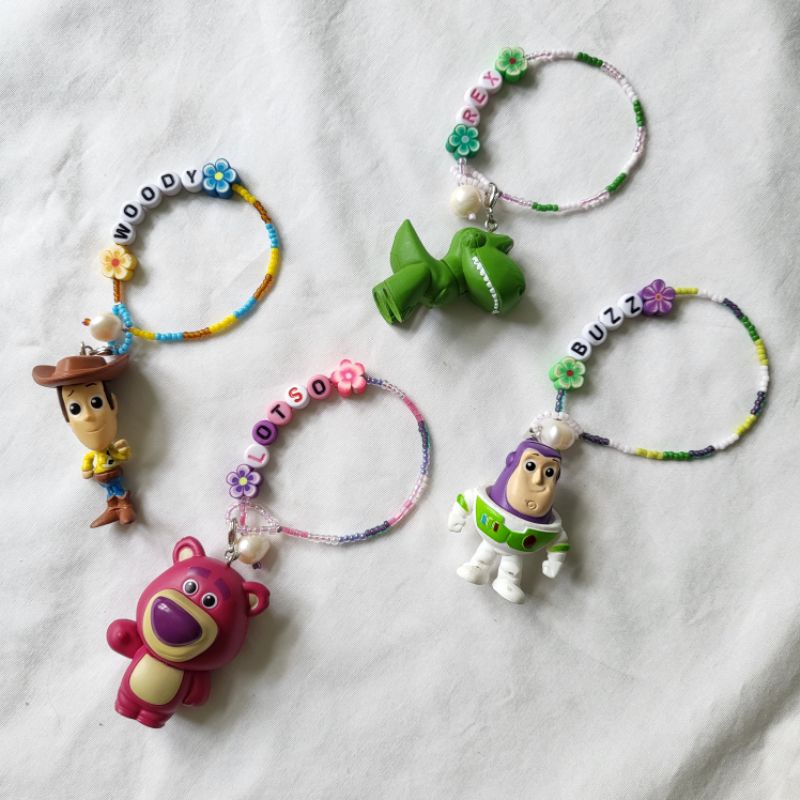 Toy Story bracelet สร้อยข้อมือ ตะขอมุกแท้ จี้ Woody Rex Buzz Lotso